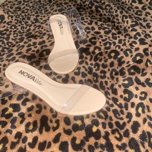 Fashion novaKids clear heels size 7